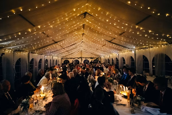 Ciel étoilé mariage guirlandes lumineuses installation décoration événement location