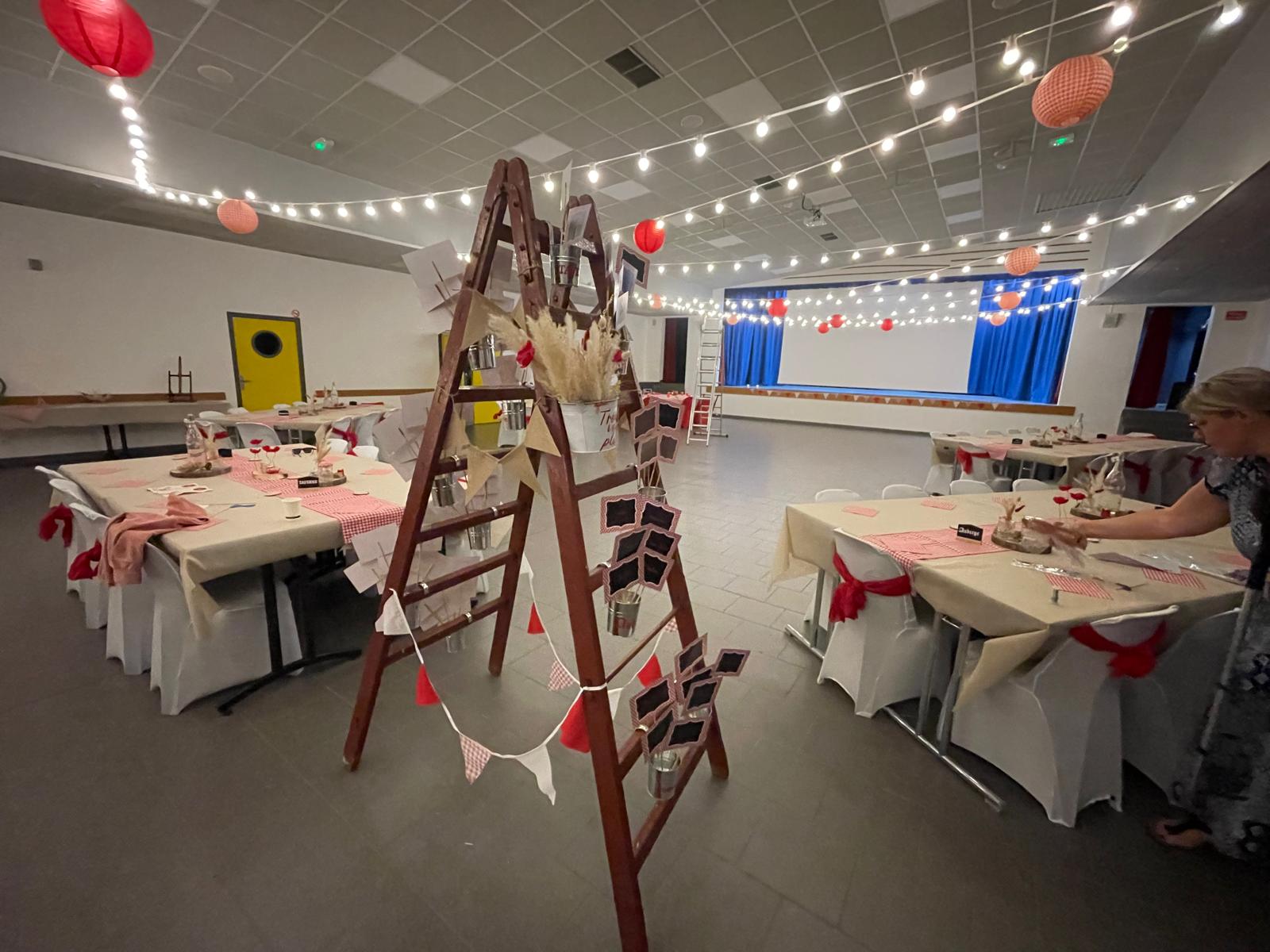 Guirlandes guinguettes authentiques location mariage décoration éclairage événement 3